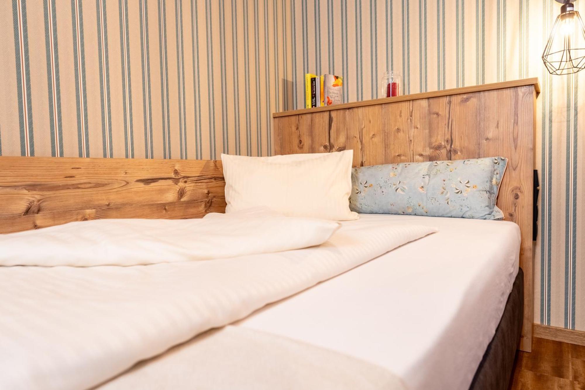 Hotel Krone Tirol Ройте Экстерьер фото