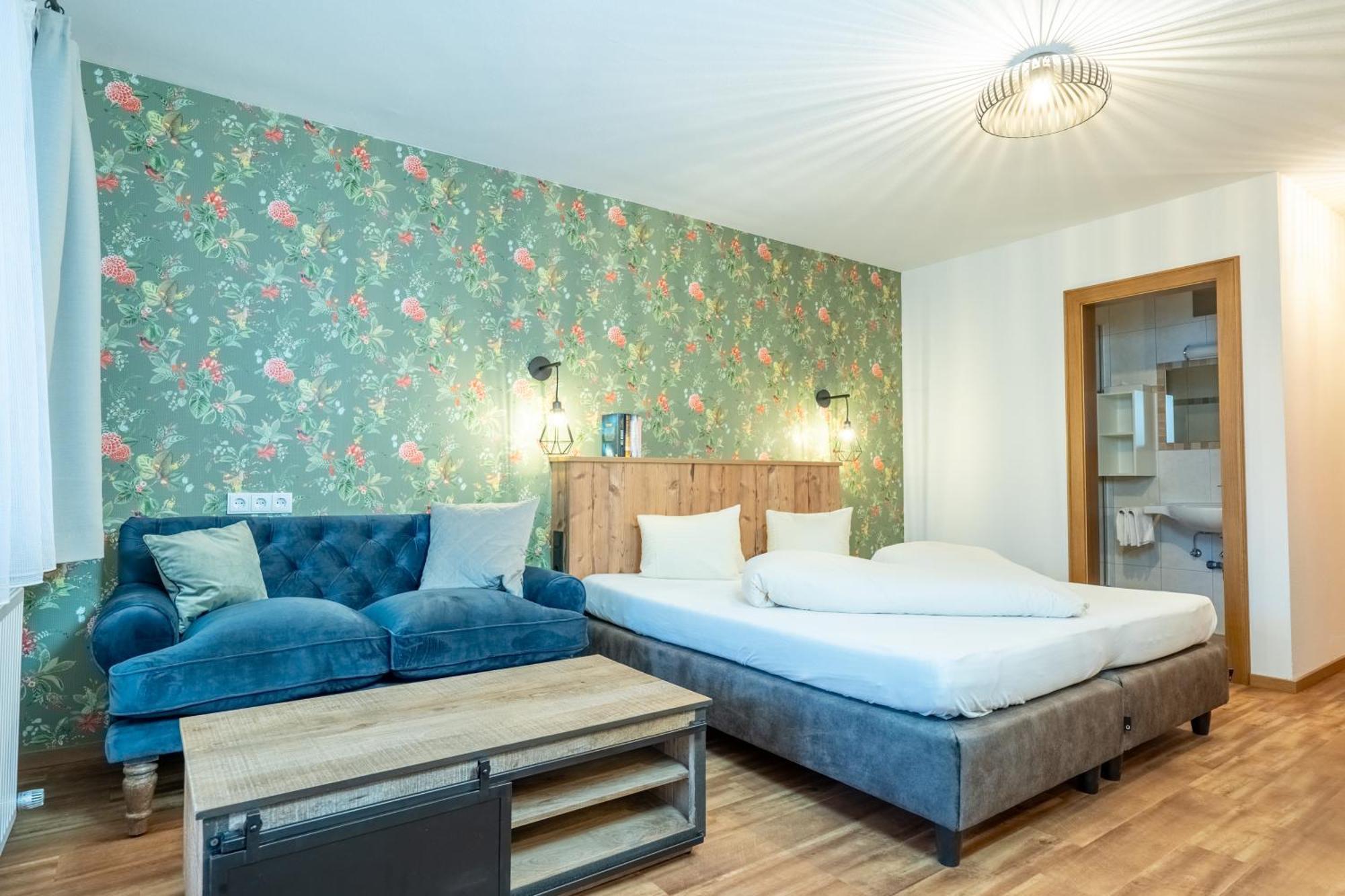 Hotel Krone Tirol Ройте Экстерьер фото