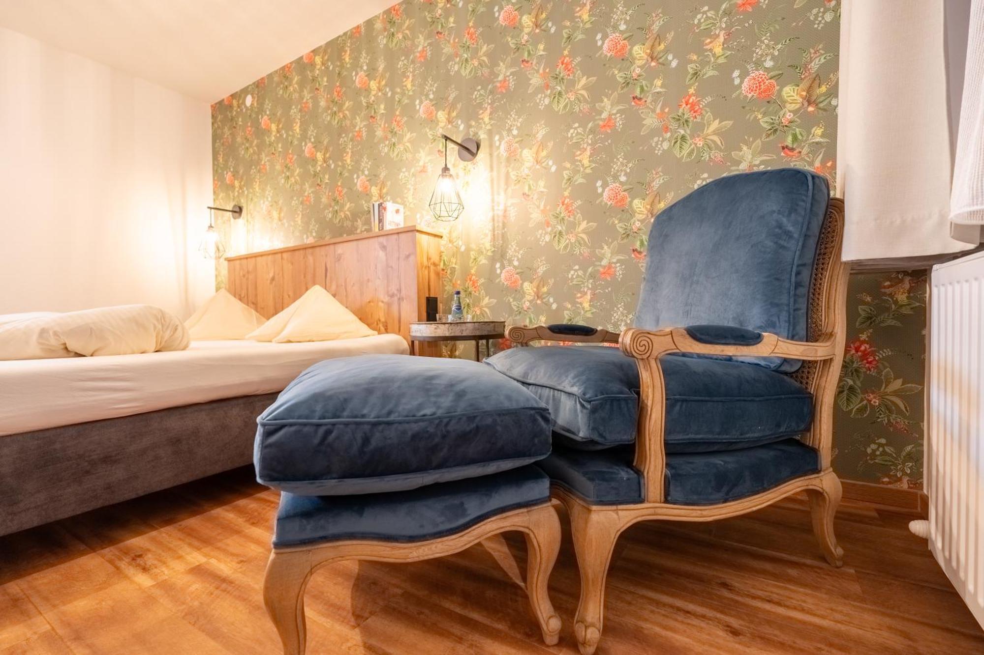 Hotel Krone Tirol Ройте Экстерьер фото